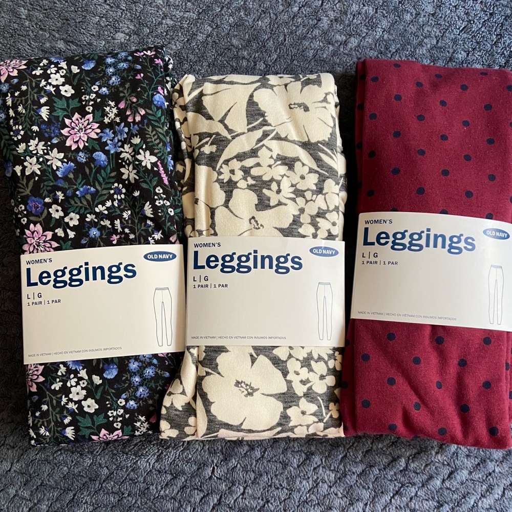 NWT Women Old Navy Leggings, 3 pack